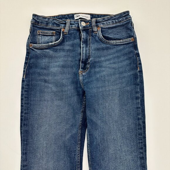 Zara Kick Boot Crop Raw Hem Women's size 4 Dark Wash Blue Denim Jeans - Picture 2 of 4